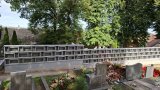 Dokončení kolumbária na hřbitově v Bernarticích
